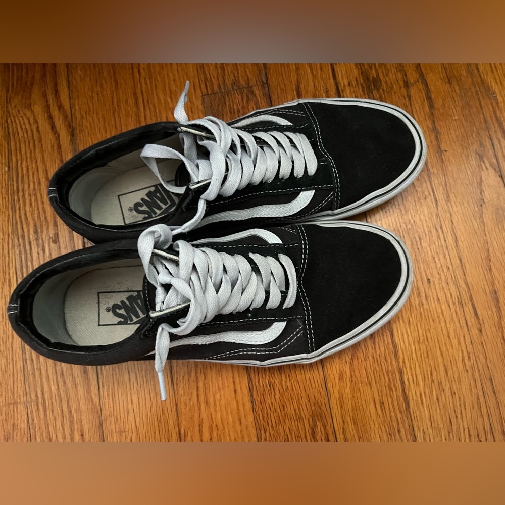 Gently worn vans old-school